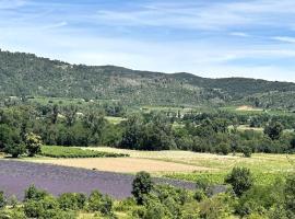 Bel appart - 3 ch Vallon pont d 'arc，位于萨拉瓦的酒店