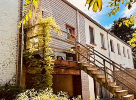 Enchant&eacute;，位于Jodoigne的自助式住宿