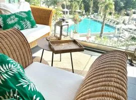 Boutique luxury apartment Azur Deluxe resort On the beach