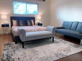 Luxury 4B3B with Dual EnSuites, Parking, WiFI，位于圣何塞的酒店