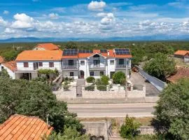 Apartments with parking space Smrdelje, Krka - 23078