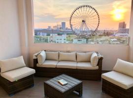 Penthouse in front of Estrella de Puebla 16 guest，位于La Concepción的酒店