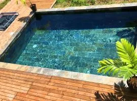 F2 Ixora - spa - piscine - vue mer - 9 min de la plage - Ti Zwézo Paradi