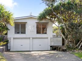 47 Plover Street Peregian Beach，位于佩里吉安比奇的酒店