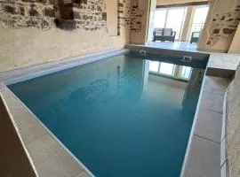 LE DOMAINE DU BEZ GITE DE michel PISCINE SAUNA HAMMAM SPA