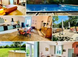 Le Pavillon, Grand Manoir du XVIIe avec Piscine, Bain Nordique et accès privé à la Charente