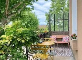 Pleasant Winemaker apartment