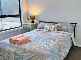 Popular Western Suburb Gem Double Room，位于Truganina的酒店