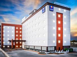 Comfort Inn & Suites Los Cabos，位于卡波圣卢卡斯的酒店