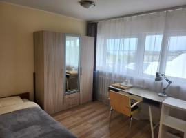 Bright & Peaceful Room Near Old Town，位于塔林的酒店