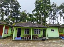 Tigers Corner Cottages & Homestay