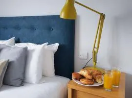 HQ Aparthotel Farnborough