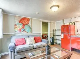 Cozy Galveston Apt with Patio Close to The Strand!