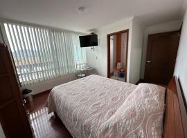 Hotel Santris，位于杜伊塔马的酒店