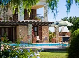 3 bedroom Villa Anarita with private pool, Aphrodite Hills Resort