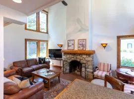 Elegant Three Suite Condo Steps to Warm Springs Lodge