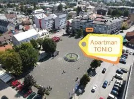 Apartment Tonio - right on the main square