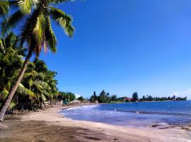 TAHITI - Matavai Bay Cottage，位于阿鲁埃的酒店