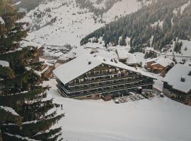 Hôtel La Tarentaise，位于美贝尔Meribel-Mottaret的酒店