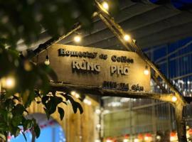 Rừng Phố Homestay And Coffee，位于Kon Plong的酒店