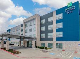 HOLIDAY INN EXPRESS & SUITES DALLAS PLANO NORTH by IHG，位于普莱诺的酒店