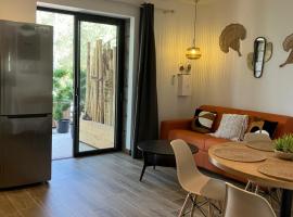 Villa vue mer à 300m du centre ville de Porto-Vecchio，位于维琪奥港的酒店