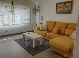 Spacious apartment with sea view in O Grove 110 m²