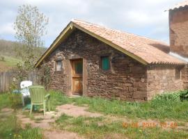 Gîte des Monts，位于Saint-Izaire的酒店