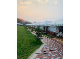 Hotel Vanasthali Camp and Resort, Madhya Pradesh，位于Godarpura的酒店