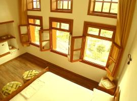 Hotel Çela，位于吉诺卡斯特的酒店