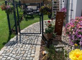 Gemütliche Ferienwohnung in idyllischer Lage-auf dem Land，位于Dittersdorf的酒店