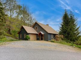 Diamond Ridge Getaway，位于Seven Devils的酒店