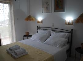 Sunset Rooms，位于阿吉亚玛丽娜的自助式住宿