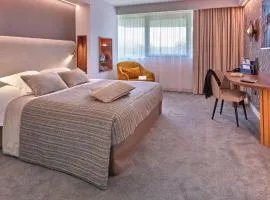 斯涛特尔梅兹特克诺波勒餐厅酒店