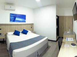Hotel Mar Azul，位于曼塔的酒店