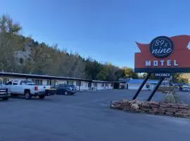 89 & Nine Motel