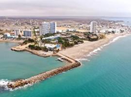 Resort en Centinela con playa y club privado，位于蓬塔布兰卡的酒店