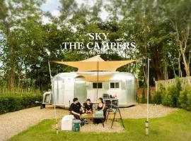 Sky The Campers，位于清道的酒店