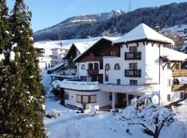 伯格兰德假期酒店