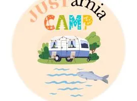 JUSTarnia Camp