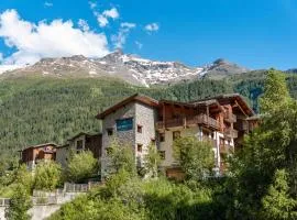 瓦尔塞尼村里贝康公寓酒店
