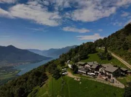 阿瑞图瑞斯默贾科米诺酒店