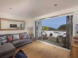 5 Sandy Lane Apartments, Carbis Bay