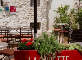 Hôtel La Muette，位于阿尔勒的酒店