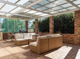 Entertaining Home In Convenient Location