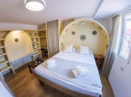 Plutus Apartments and Rooms with free Parking，位于科佩尔的酒店