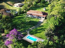 Granja Chácara Recanto do Vovô，位于Paula Lima的酒店