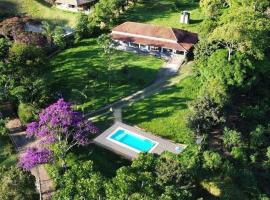 Granja Chácara Recanto do Vovô，位于Paula Lima的酒店