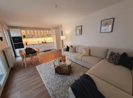 Cosy & Modern Flat Near Paris !