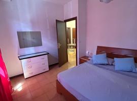 MELA's HOUSE B，位于科莱费罗的酒店